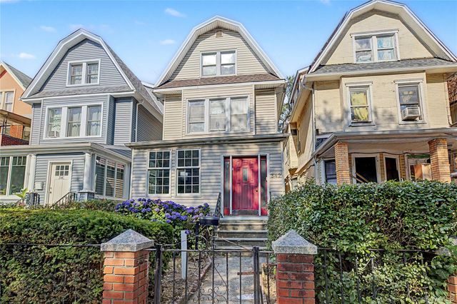 342 E 5th Street, Brooklyn, NY 11218
