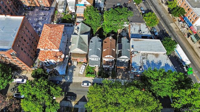 342 E 5th Street, Brooklyn, NY 11218