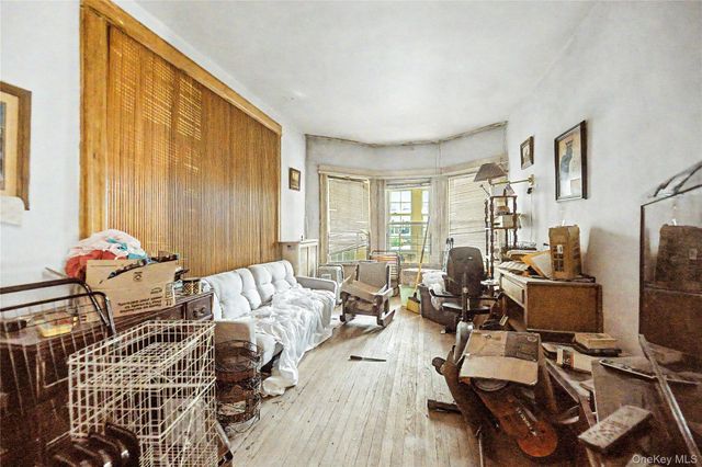 342 E 5th Street, Brooklyn, NY 11218
