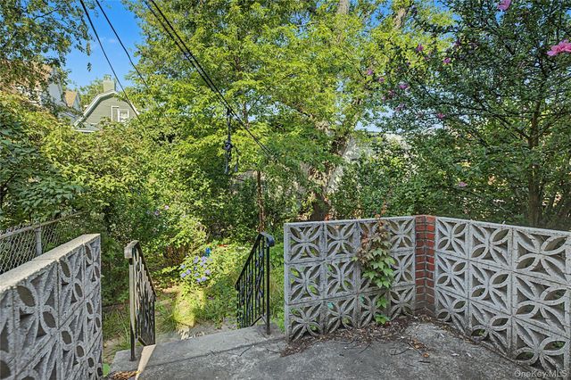 342 E 5th Street, Brooklyn, NY 11218