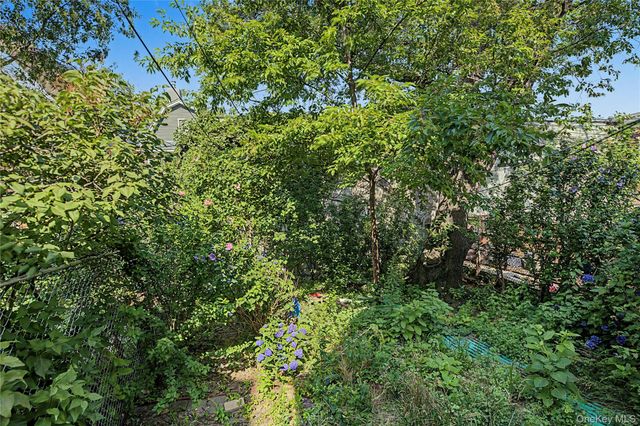 342 E 5th Street, Brooklyn, NY 11218