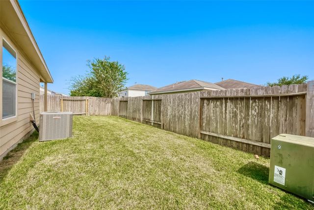 19319 Summer Island Way, Richmond, TX 77407