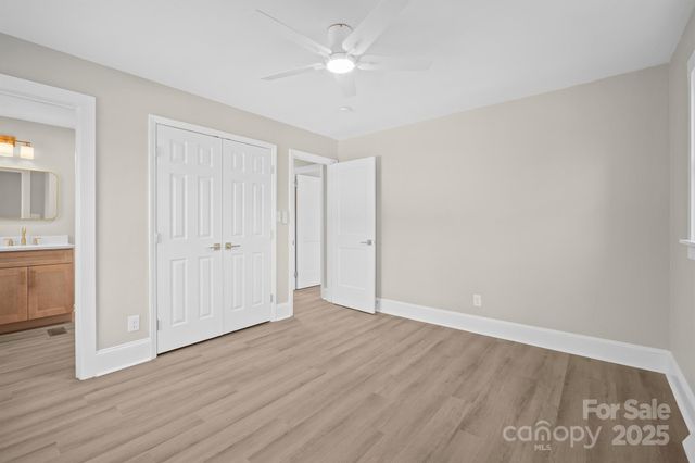 4035 Sheffield Drive, Charlotte, NC 28205