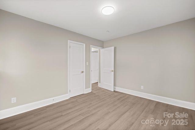 4035 Sheffield Drive, Charlotte, NC 28205