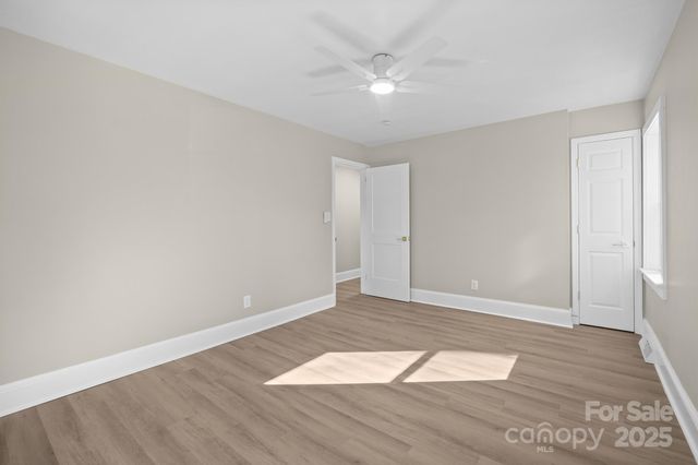 4035 Sheffield Drive, Charlotte, NC 28205