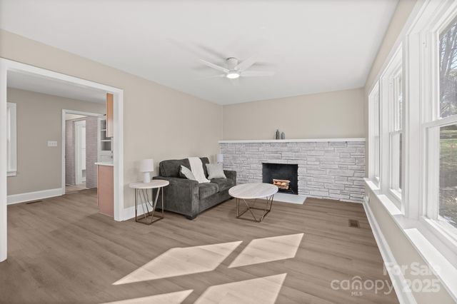 4035 Sheffield Drive, Charlotte, NC 28205