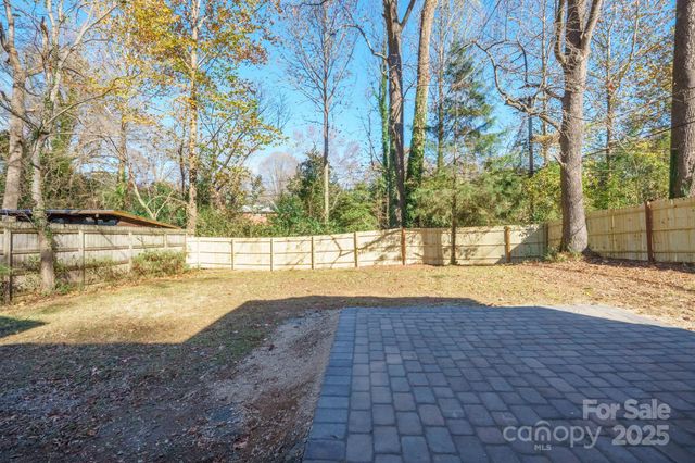 4035 Sheffield Drive, Charlotte, NC 28205