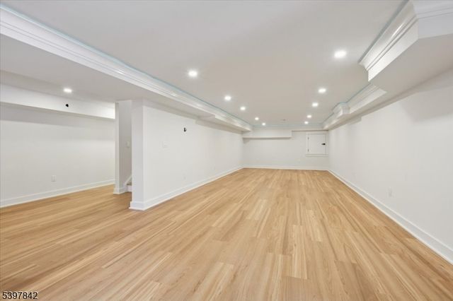 32 Felch Rd, Florham Park Boro, NJ 07932