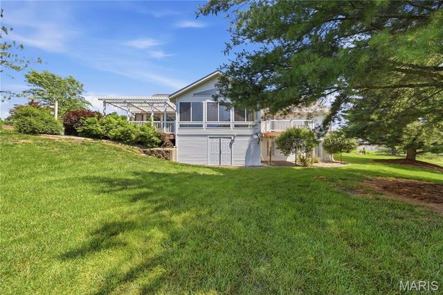 5326 Konarcik Road, Waterloo, IL 62298