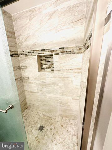 12304 QUINCE VALLEY DR, North Potomac, MD 20878