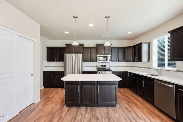 21141 SE Azalia Avenue, Bend, OR 97702