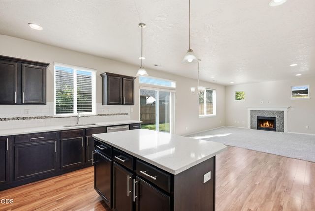 21141 SE Azalia Avenue, Bend, OR 97702