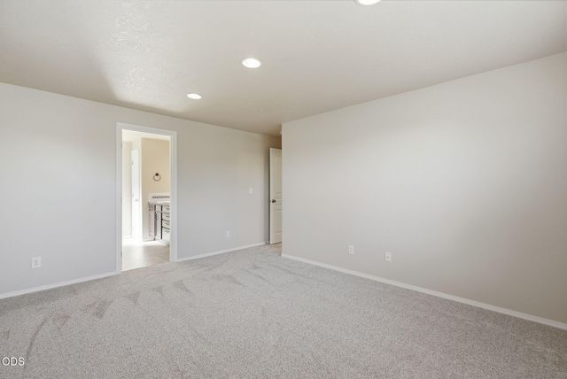 21141 SE Azalia Avenue, Bend, OR 97702