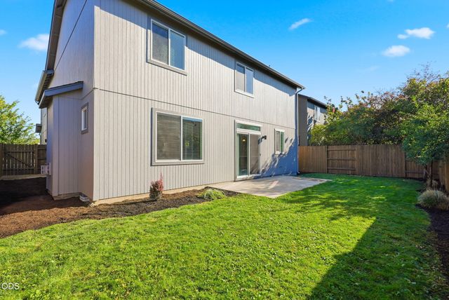 21141 SE Azalia Avenue, Bend, OR 97702