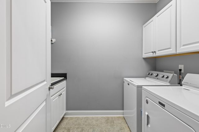 1812 Capstone Drive, Durham, NC 27713