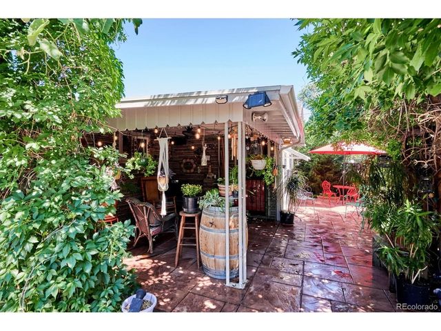 746 Stuart St, Denver, CO 80204
