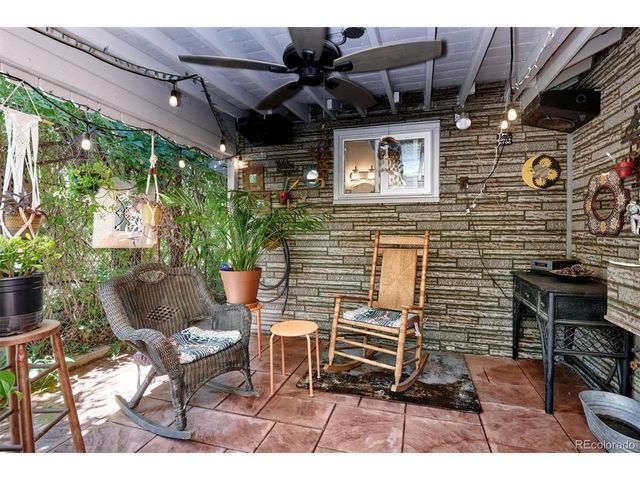 746 Stuart St, Denver, CO 80204