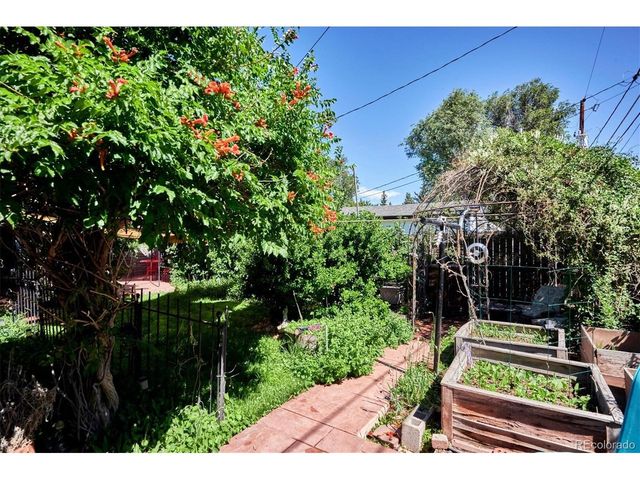 746 Stuart St, Denver, CO 80204