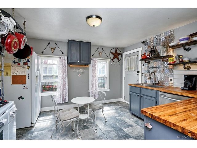 746 Stuart St, Denver, CO 80204