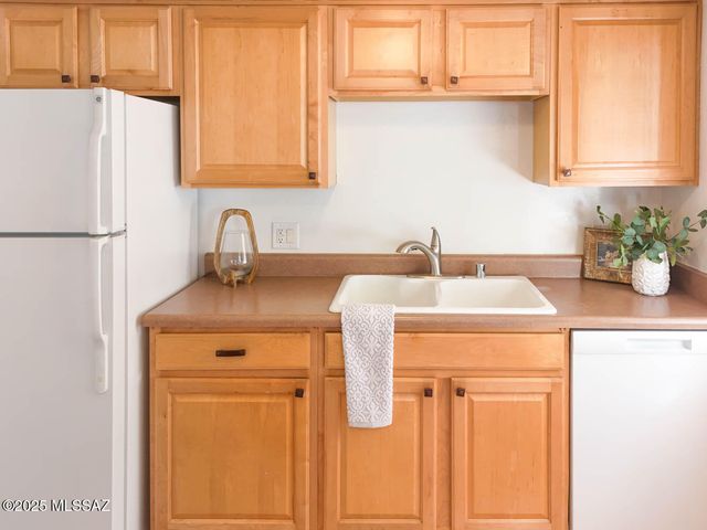 455 W Kelso St Apt 103, Tucson, AZ 85705