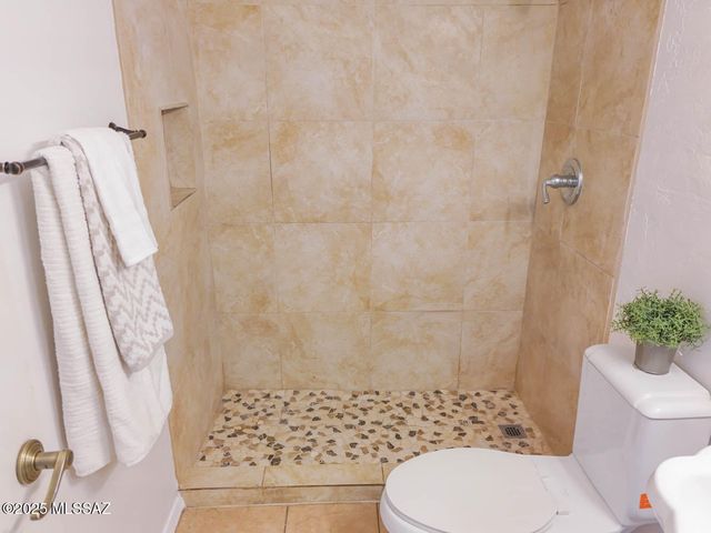 455 W Kelso St Apt 103, Tucson, AZ 85705