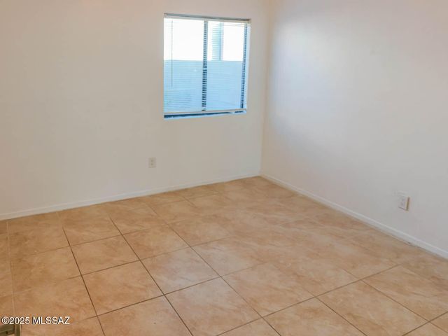 455 W Kelso St Apt 103, Tucson, AZ 85705