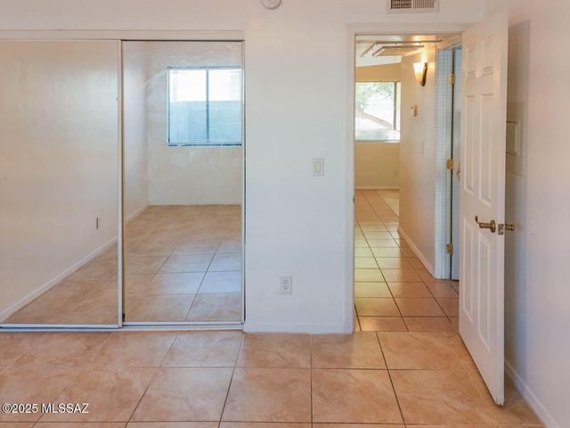 455 W Kelso St Apt 103, Tucson, AZ 85705