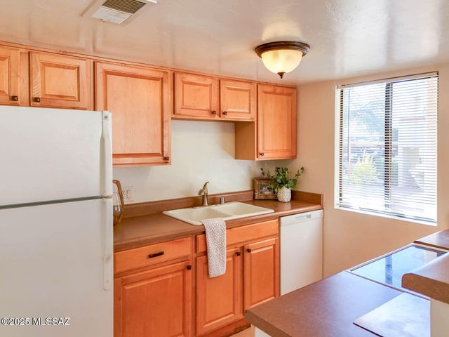 455 W Kelso St Apt 103, Tucson, AZ 85705