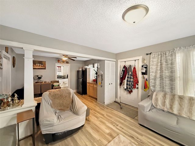 1211 56th Street, Des Moines, IA 50311