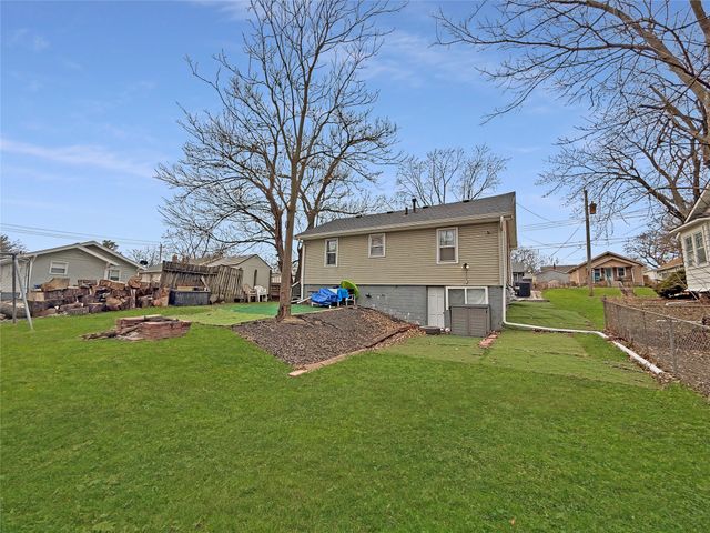 1211 56th Street, Des Moines, IA 50311