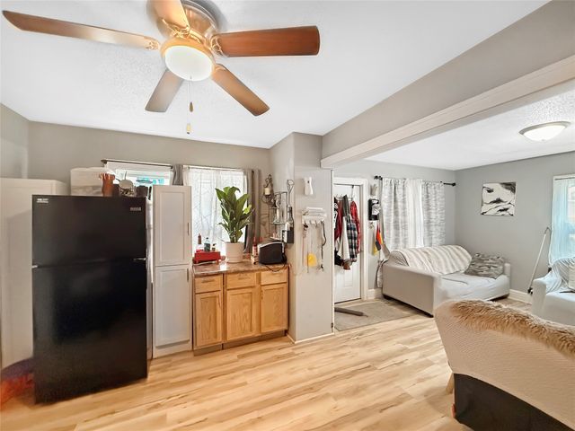 1211 56th Street, Des Moines, IA 50311