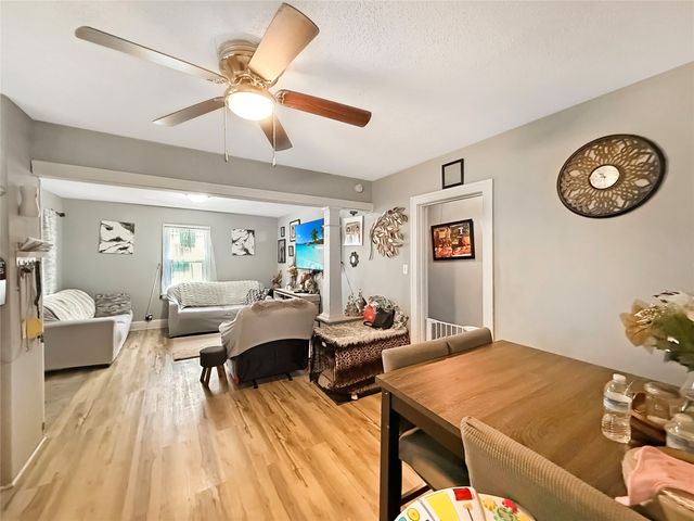 1211 56th Street, Des Moines, IA 50311