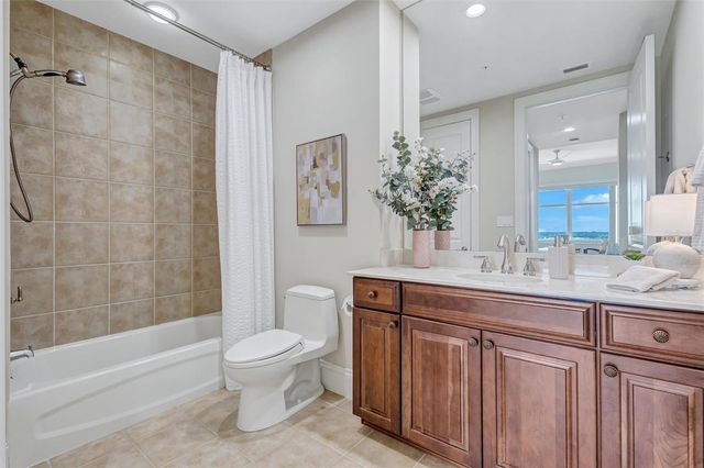 130 RIVIERA DUNES WAY 804, Palmetto, FL 34221