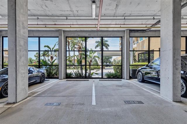 130 RIVIERA DUNES WAY 804, Palmetto, FL 34221