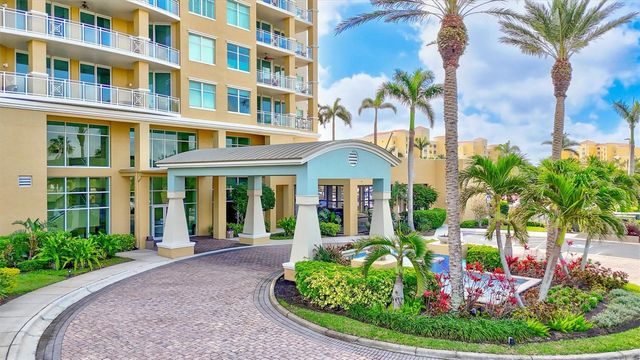 130 RIVIERA DUNES WAY 804, Palmetto, FL 34221