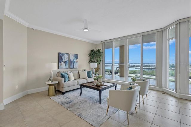 130 RIVIERA DUNES WAY 804, Palmetto, FL 34221