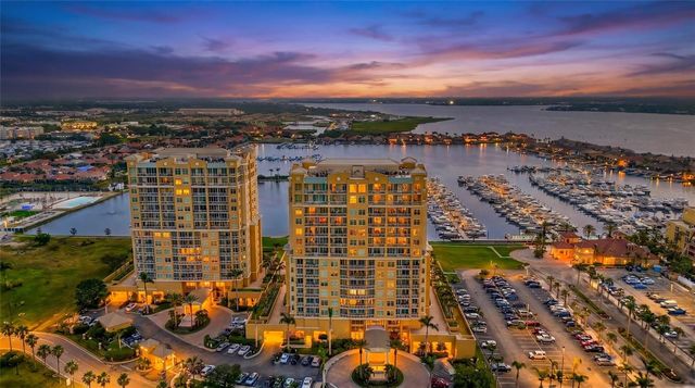 130 RIVIERA DUNES WAY 804, Palmetto, FL 34221