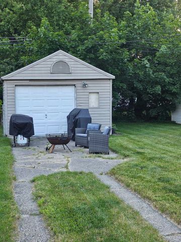 15551 Wakenden Street, Redford, MI 48239