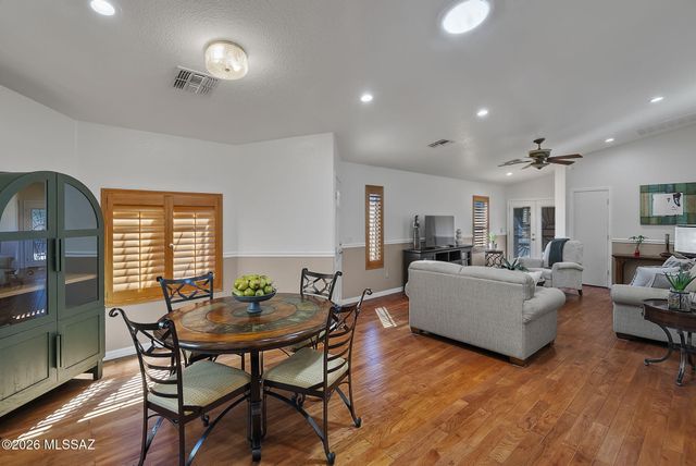 2400 E Camino Malcote, Tucson, AZ 85706