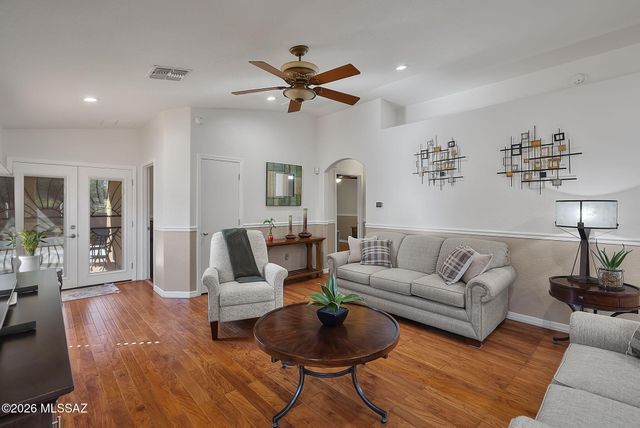 2400 E Camino Malcote, Tucson, AZ 85706