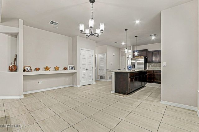 51045 Purple Mat Avenue, El Paso, TX 79934