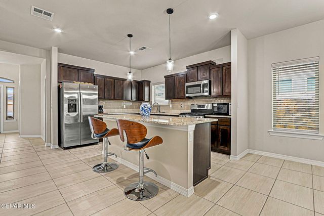 51045 Purple Mat Avenue, El Paso, TX 79934