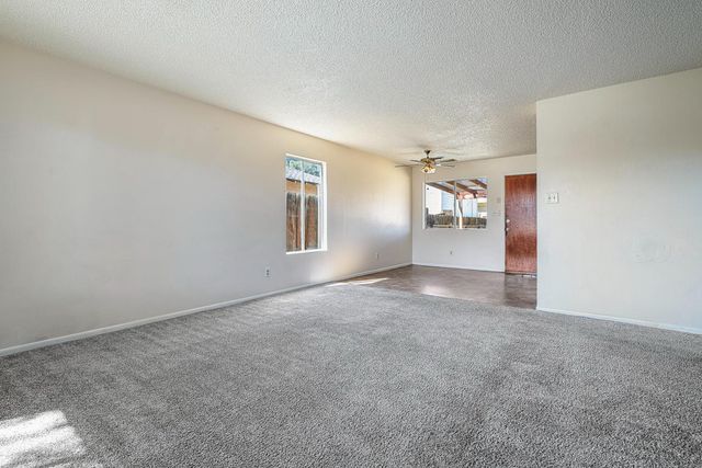 180 Monroe Street, Coalinga, CA 93210