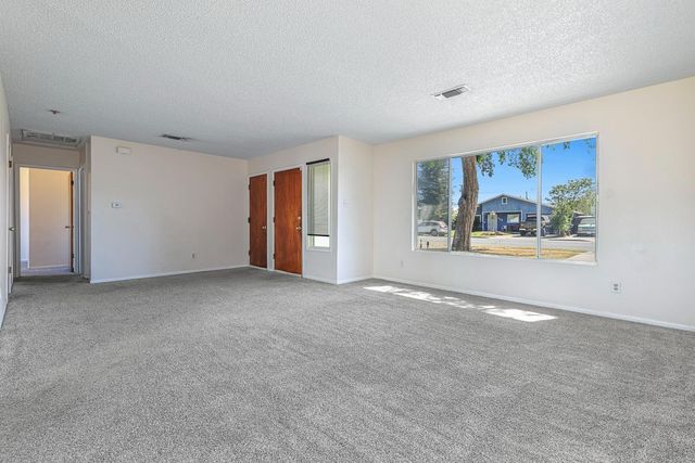 180 Monroe Street, Coalinga, CA 93210