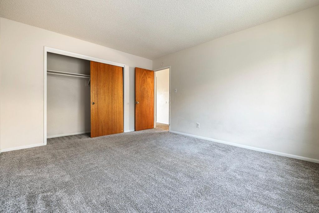 Image 18 of property listing at 180 Monroe Street, Coalinga, CA 93210