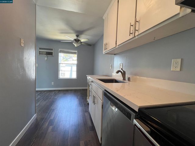951 Bancroft Rd 212, Concord, CA 94518