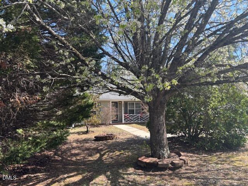 3009 Brookrun Drive, Jamestown, NC 27282