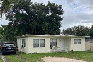 5821 Taft Street, Hollywood, FL 33021