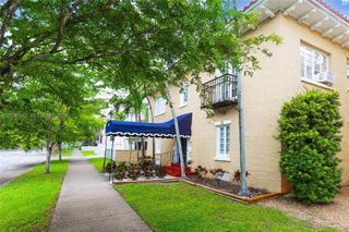 124 Mendoza Avenue 1A, Coral Gables, FL 33134