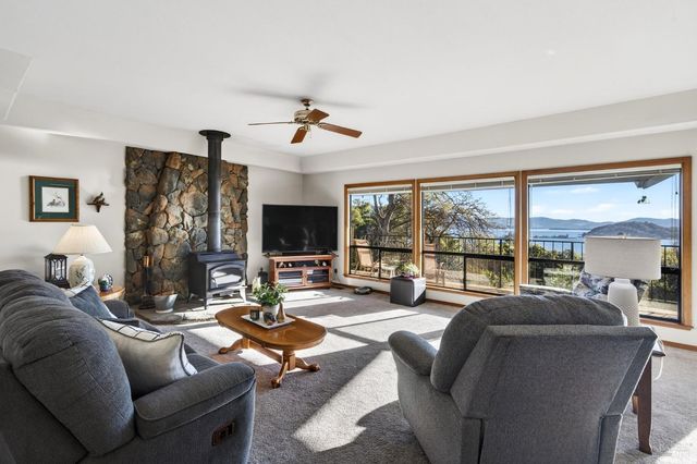 2495 Eastlake Dr, Kelseyville, CA 95451